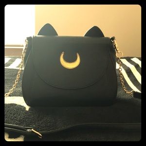 Black purse